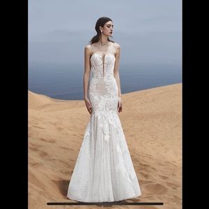 Calla Blanche ‘Joella’ Wedding Dress